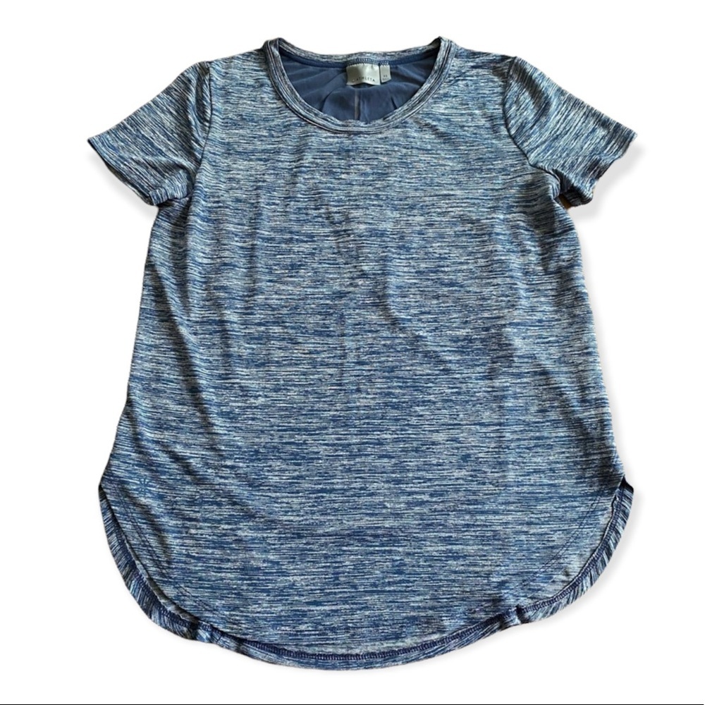 -Athleta (S) slinky mesh short sleeve athletic shirt